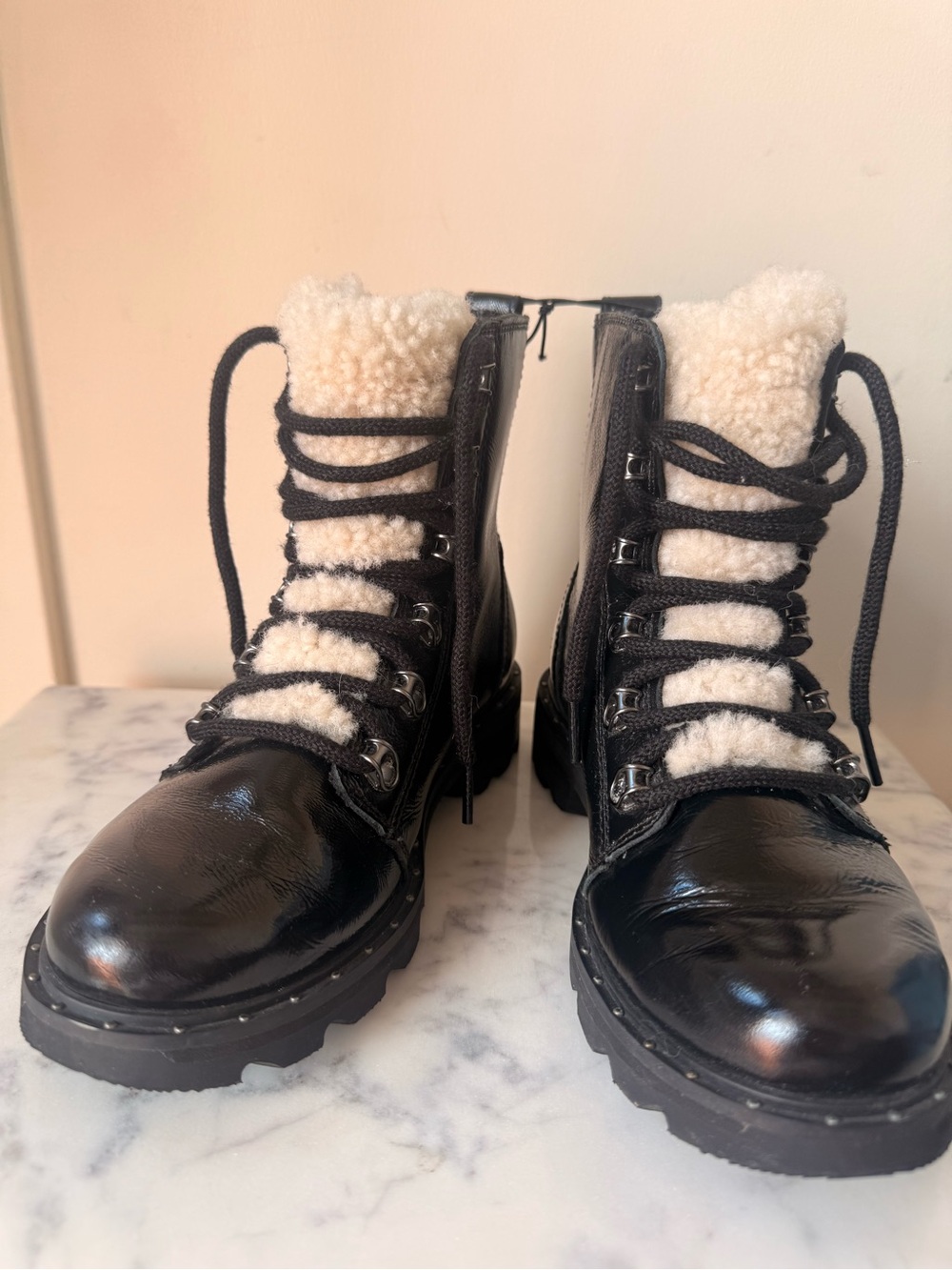 Brand New Sorel Lennox Black Leather Combat Boots with Cream Sherpa Lining